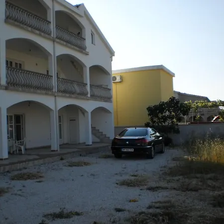 With A Parking Space - 13817 Apartamento